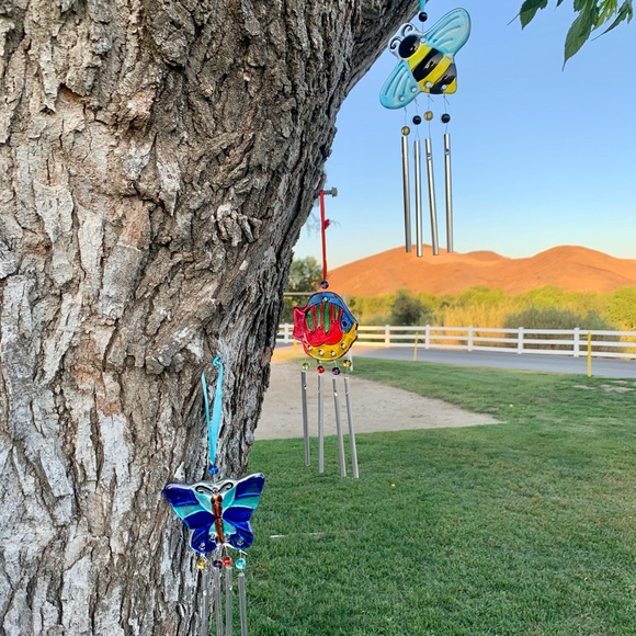 Retro Glass Blue Butterfly Wind Chime Sun Cat… - Picture 7 of 11